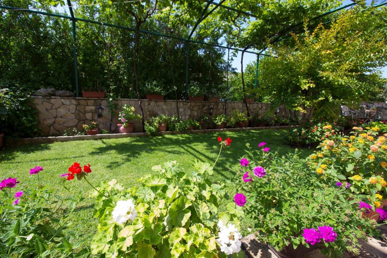 Guest House Blagaj Exterior foto